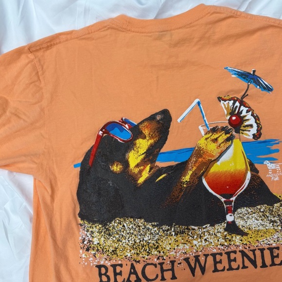 American Fido Beach Weenie Dachshund Graphic T Shirt Peach Size M  Cotton - Picture 7 of 10